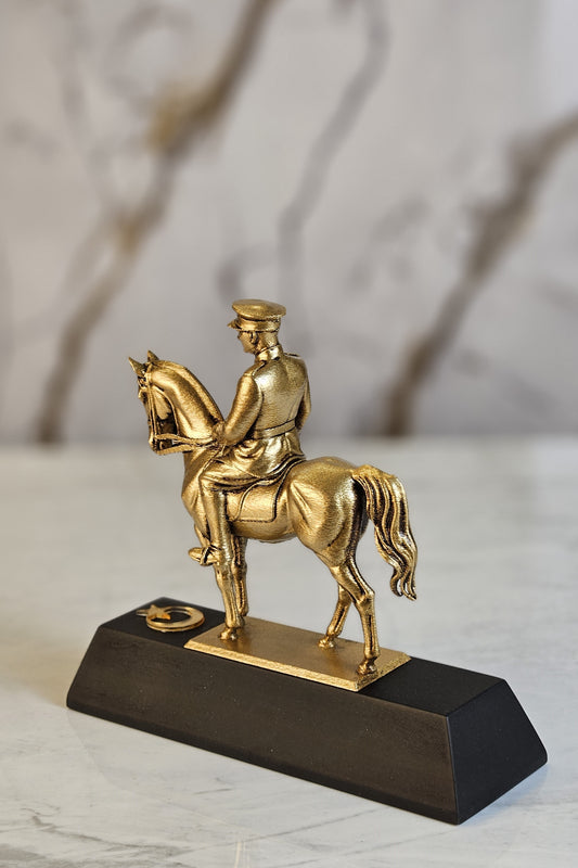 Atatürk Zafer Anıtı  At Üstünde Gold